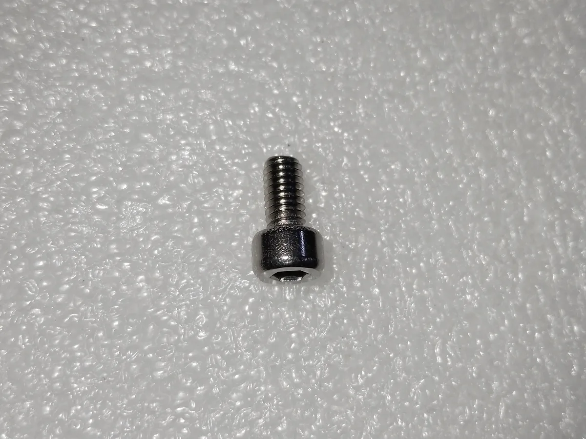 Parafuso M40-HC080080-68-85